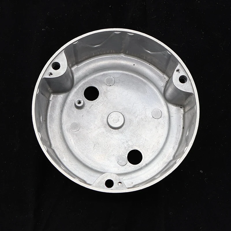 Por que as peças fundidas para luzes de pátio são essenciais para iluminação externa?